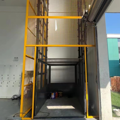 古田导轨式升降机助力物流园破解运输难题